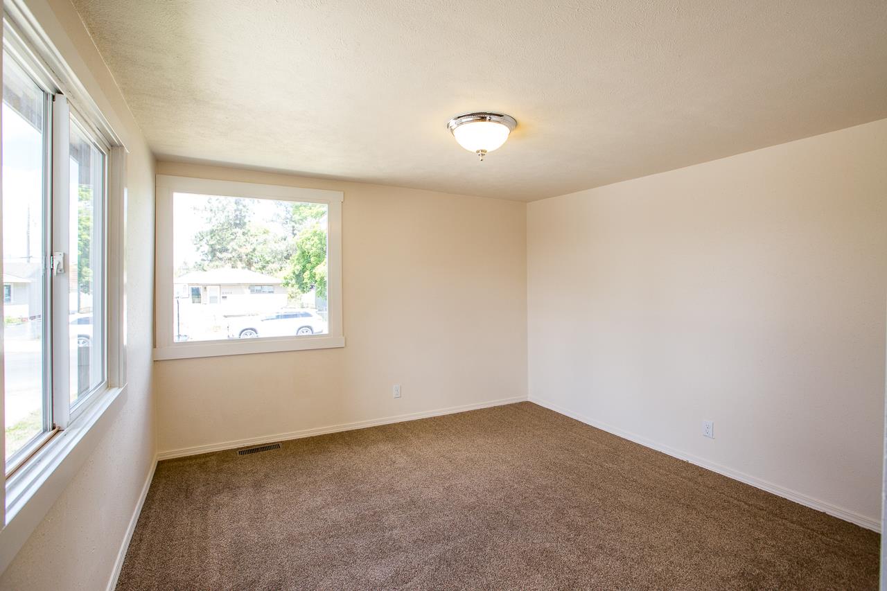 2004 East Decatur Avenue Spokane, WA 99208 - Photo 11 of 20 Gallery Image 11
