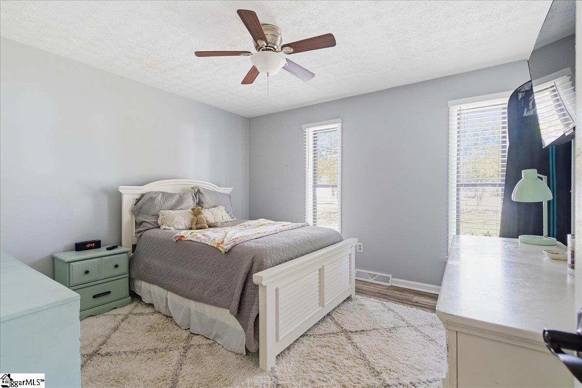 26 Owens Road Taylors, SC 29687 - Photo 18 of 30