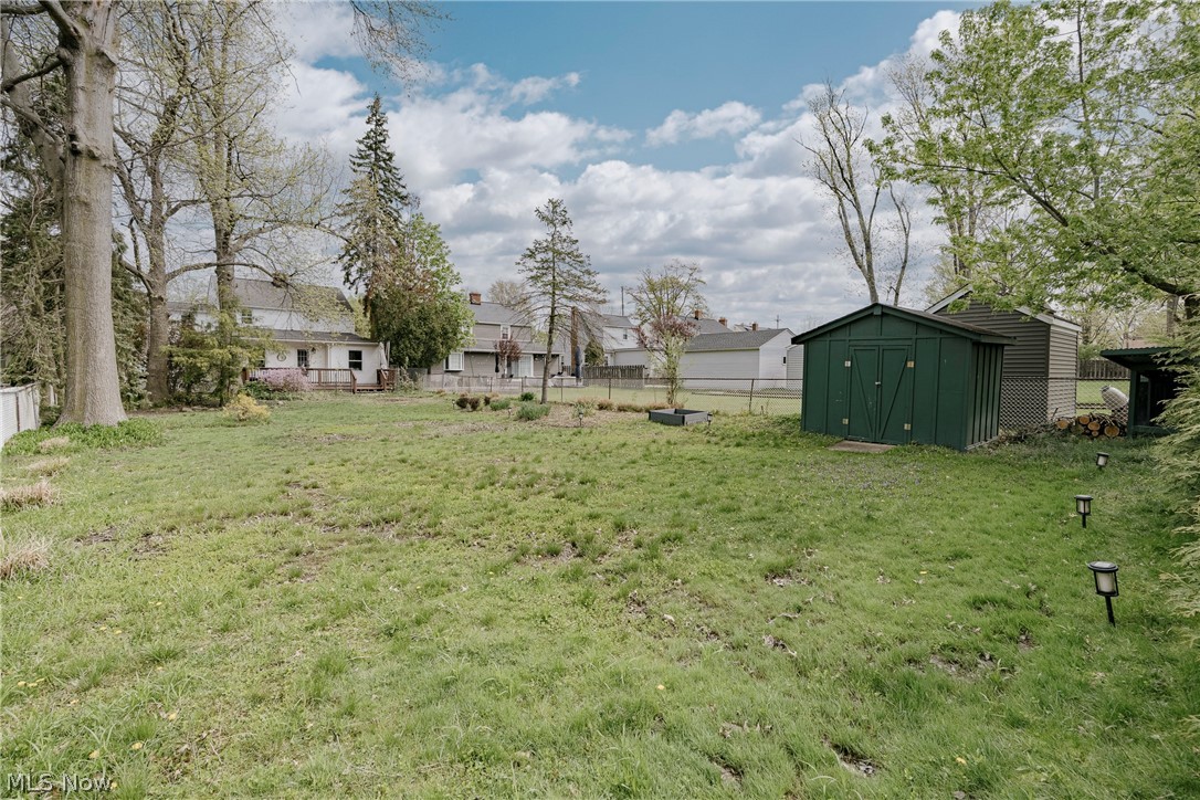 5268 Edenhurst Road Lyndhurst, OH 44124 - Photo 35 of 39
