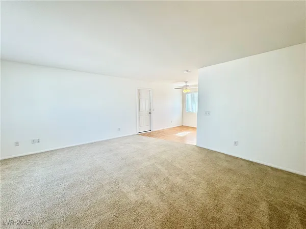 $1,250 | 1080 Hall Avenue, Unit 1, Pahrump, NV 89048