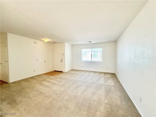 $1,250 | 1080 Hall Avenue, Unit 1, Pahrump, NV 89048