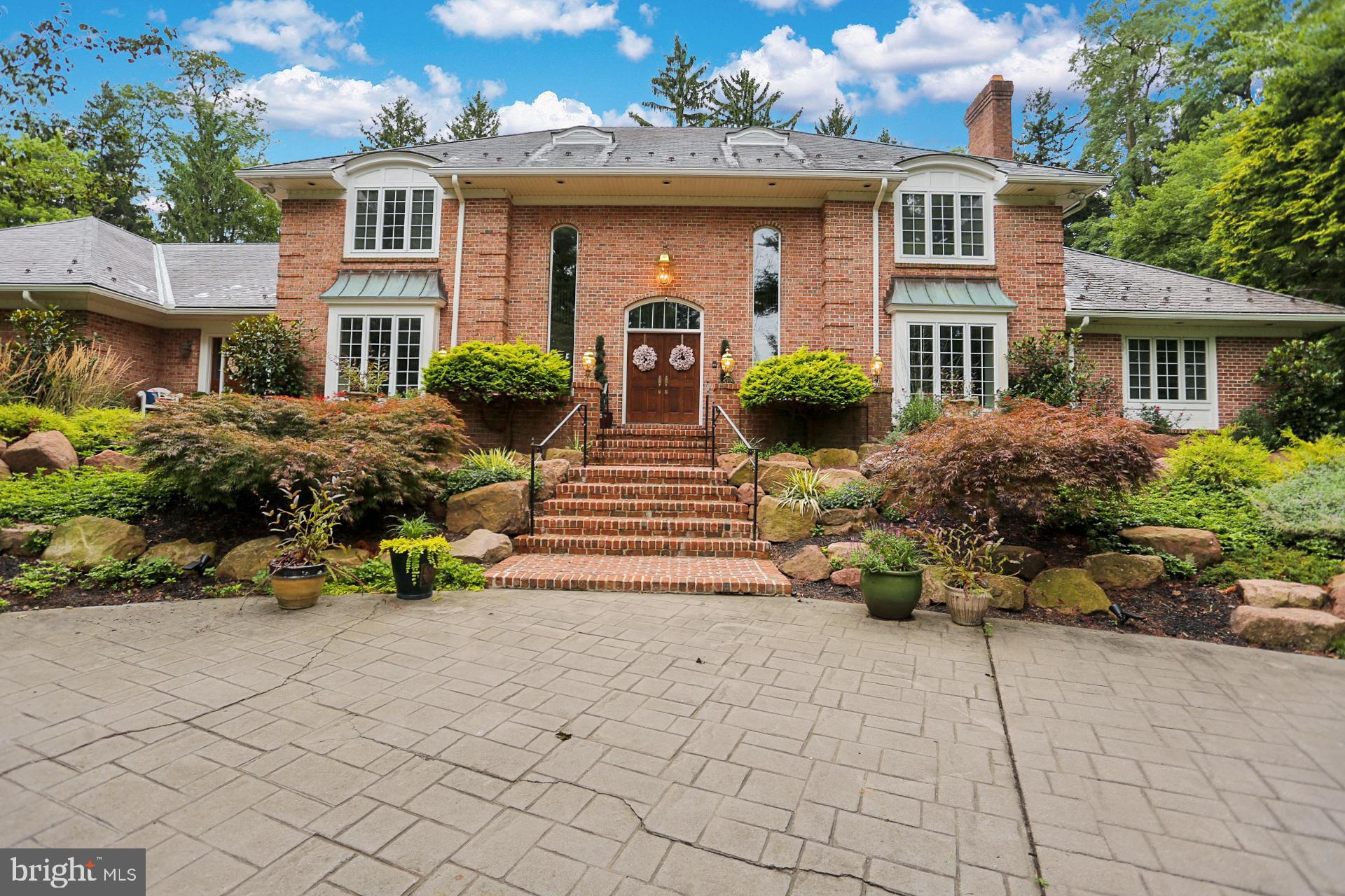 813 Old Fritztown Road Reading, PA 19608 - Photo 1 of 79 Front Exterior
