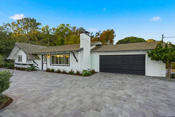 $2,999,888 | 323 Glencrest Drive, Solana Beach, CA 92075