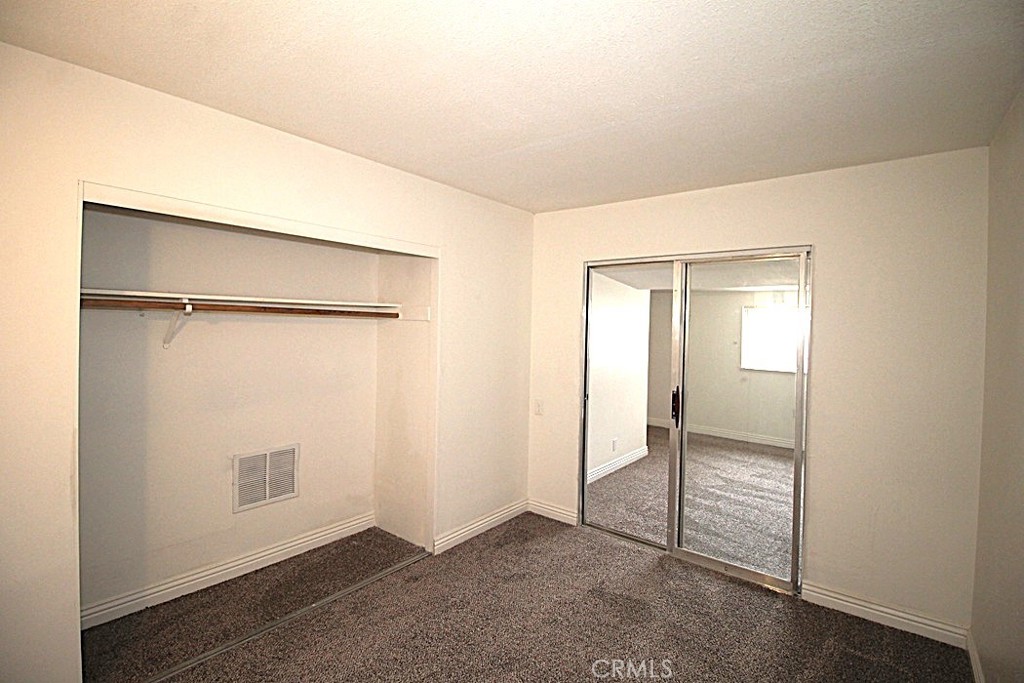 700 Arbor Way Barstow, CA 92311 - Photo 25 of 37 a view of an empty room