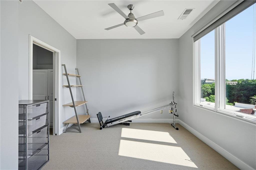 4521 Wornall Road, Unit 211 Kansas City, MO 64111 - Photo 24 of 41