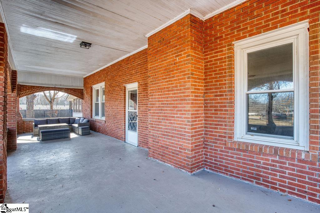 566 South Harper St Extension Laurens, SC 29360 - Photo 40 of 43