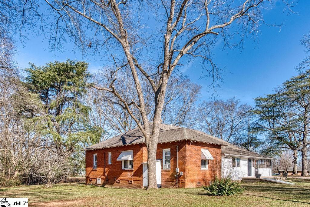 566 South Harper St Extension Laurens, SC 29360 - Photo 42 of 43