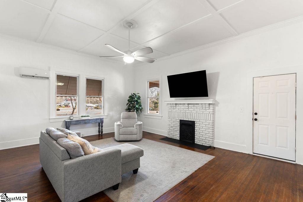 566 South Harper St Extension Laurens, SC 29360 - Photo 7 of 43