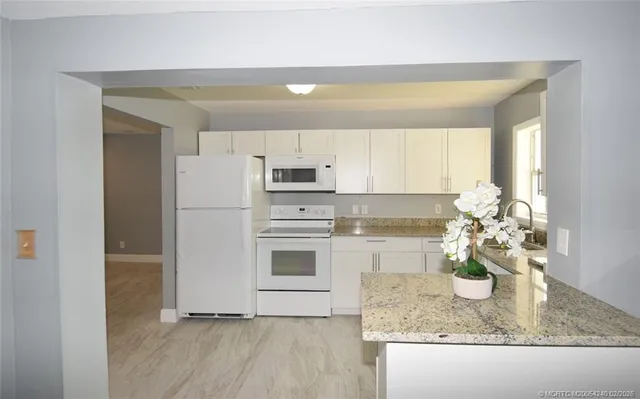 $2,450 | Undisclosed Address, Palm City, FL 34990