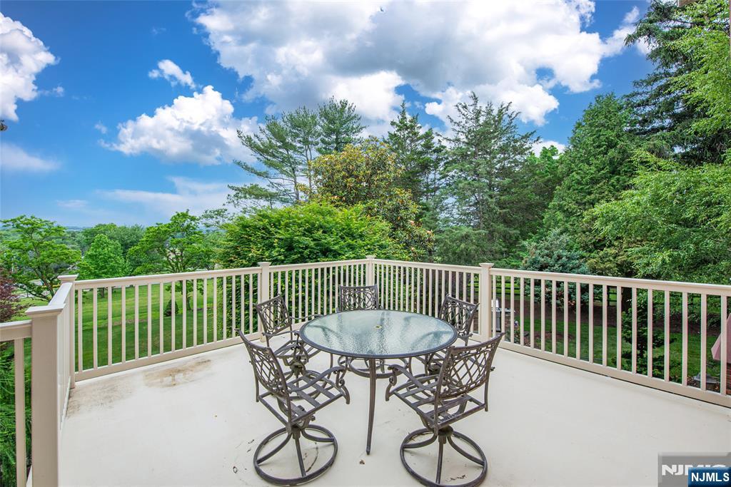 103 Passaic Valley Road Montville, NJ 07045 - Photo 11 of 47