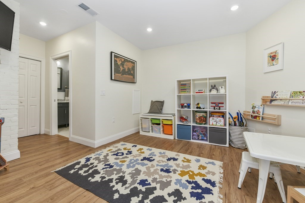 41 Orchardhill Road, Unit 1 Boston, MA 02130 - Photo 23 of 31 Gallery Image 23