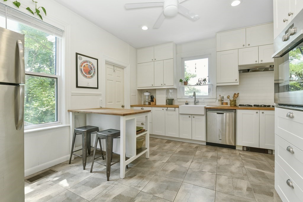 41 Orchardhill Road, Unit 1 Boston, MA 02130 - Photo 10 of 31 Gallery Image 10