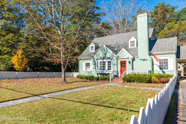 $299,000 | 107 West Watson Street, Windsor, NC 27983