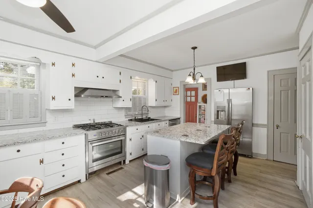 $299,000 | 107 West Watson Street, Windsor, NC 27983