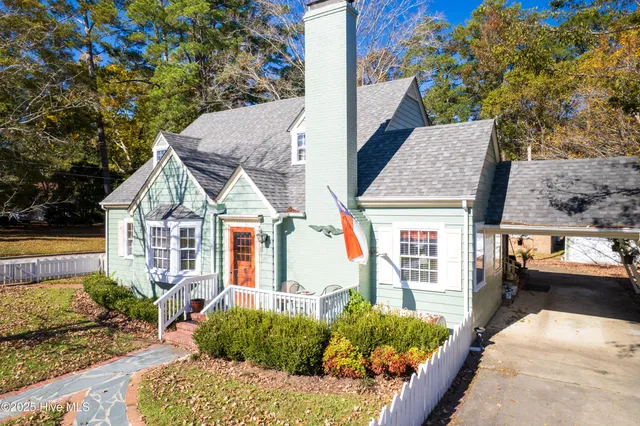 $299,000 | 107 West Watson Street, Windsor, NC 27983