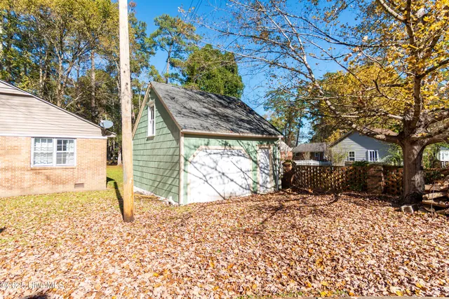 $299,000 | 107 West Watson Street, Windsor, NC 27983