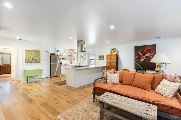 $1,995,000 | 601 Rossi Road, St. Helena, CA 94574