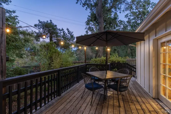 $1,995,000 | 601 Rossi Road, St. Helena, CA 94574