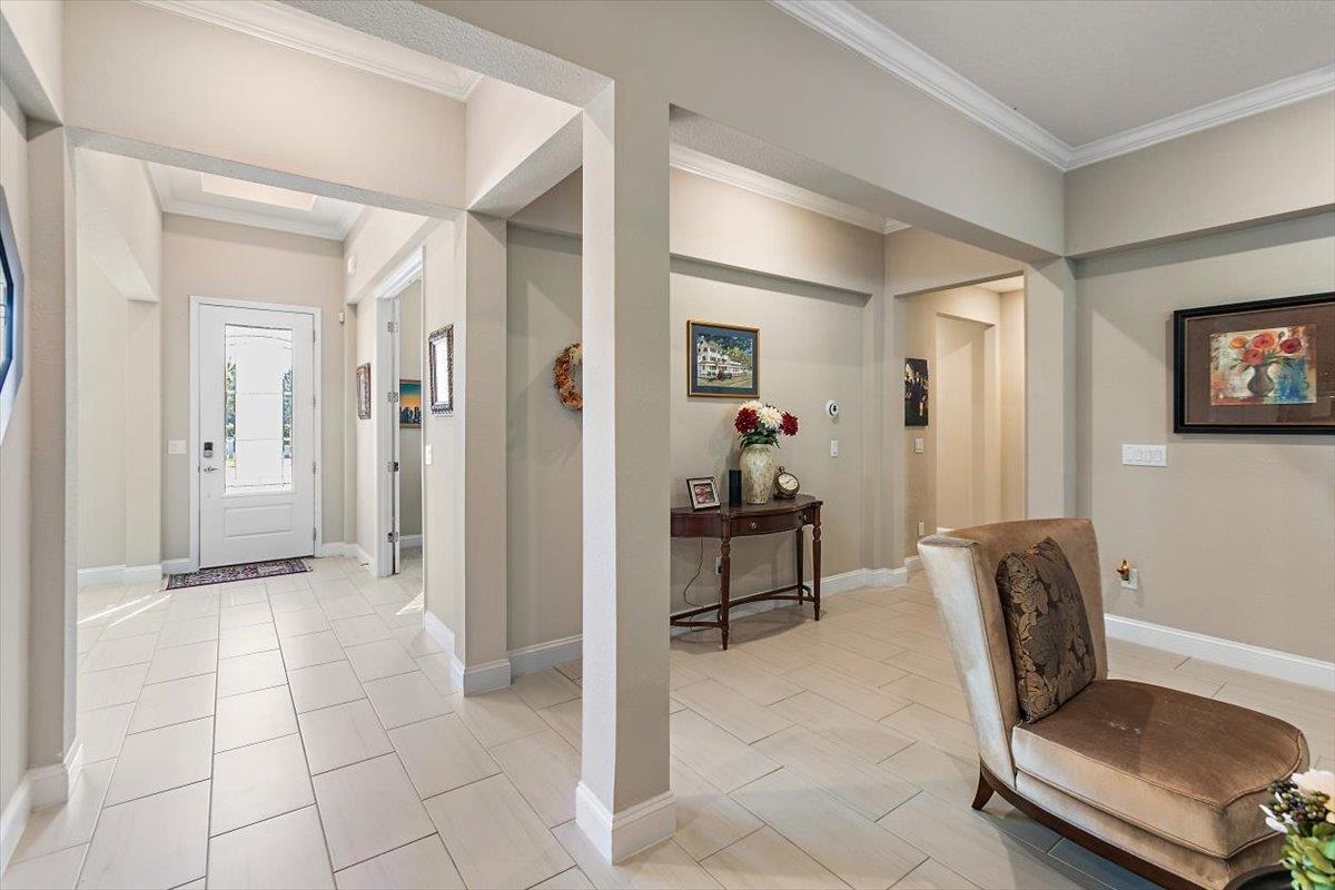 2996 Las Calinas Boulevard St. Augustine, FL 32095 - Photo 9 of 31 a view of a livingroom with furniture and windows