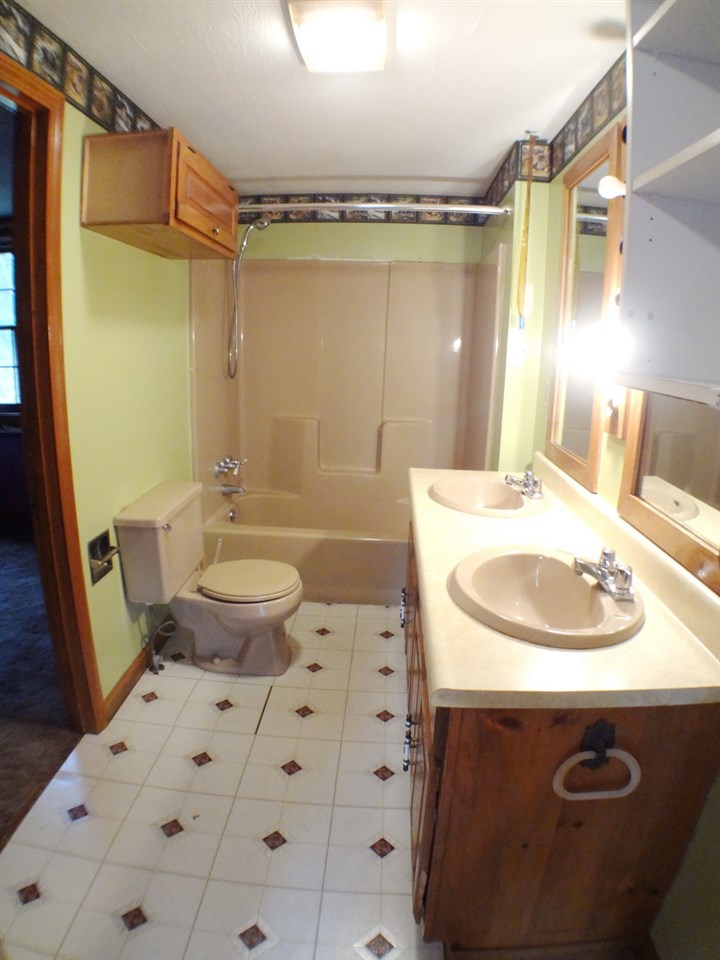 38 Old E Road Whitefield, NH 03598 - Photo 11 of 21