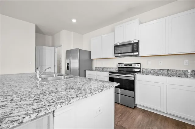 $1,800 | 63 Walnut Grv Way, Pendergrass, GA 30567