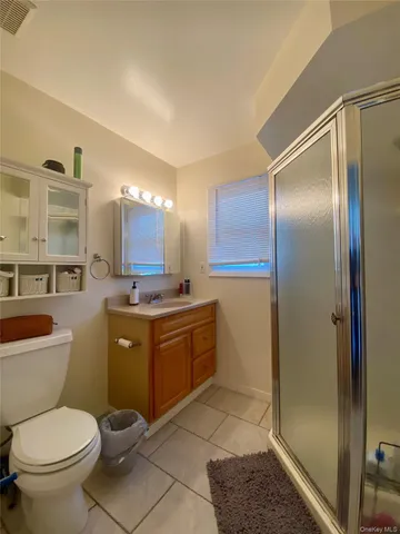 $4,300 | 641 East Olive Street, Unit UPPR, Long Beach, NY 11561