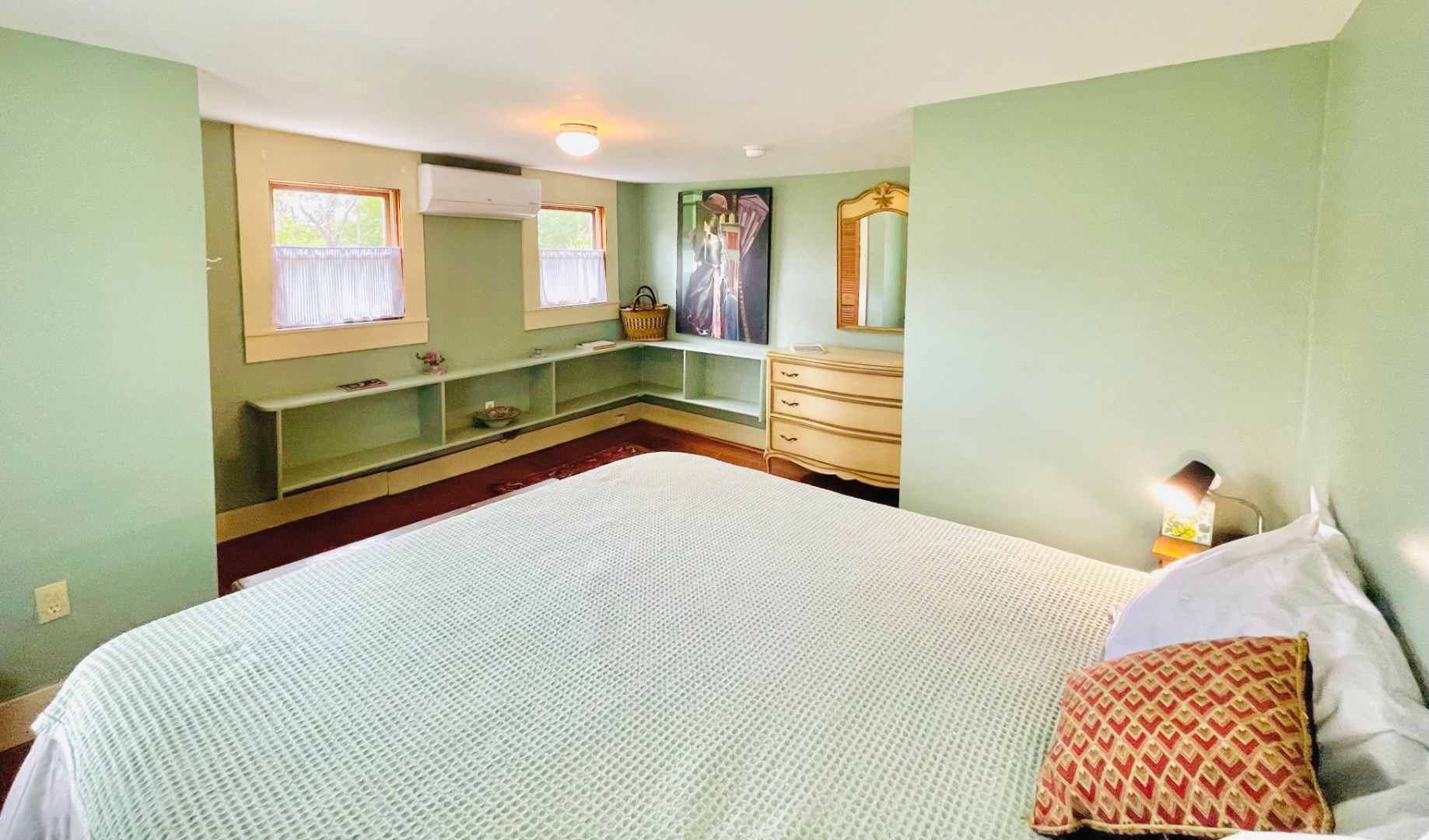 110 Daggett Avenue Vineyard Haven, MA 02568 - Photo 17 of 22 BEDROOM 3 2nd FL