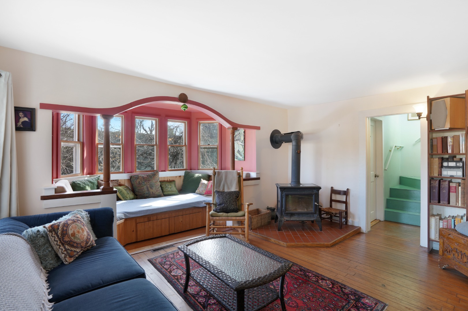 110 Daggett Avenue Vineyard Haven, MA 02568 - Photo 3 of 22 Living Room