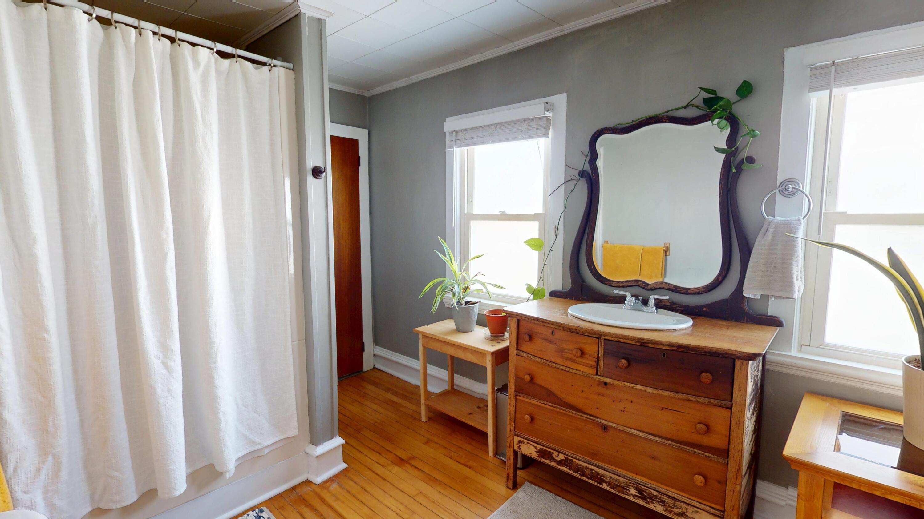 232 Grove Street Bangor, ME 04401 - Photo 13 of 32 11