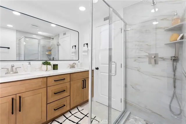 $1,699,999 | 6821 Loyola Drive, Huntington Beach, CA 92647