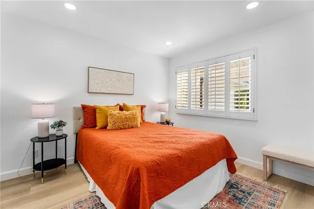 $1,699,999 | 6821 Loyola Drive, Huntington Beach, CA 92647