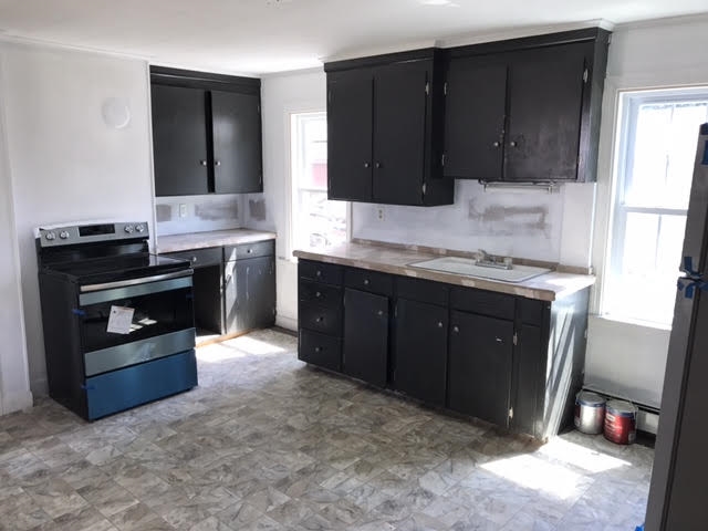 40 Maple Street Rochester, NH 03867 - Photo 3 of 30