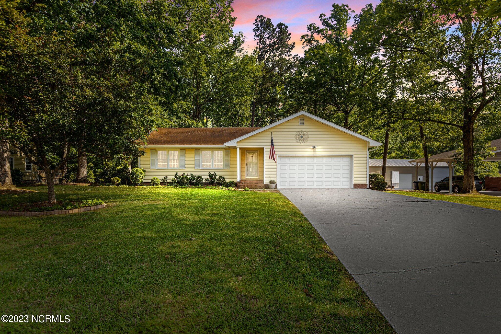 109 Alderson Road Washington, NC 27889 - Photo 1 of 49 Main View