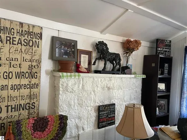 $90,000 | 17068 7th Street, Wellston, MI 49689