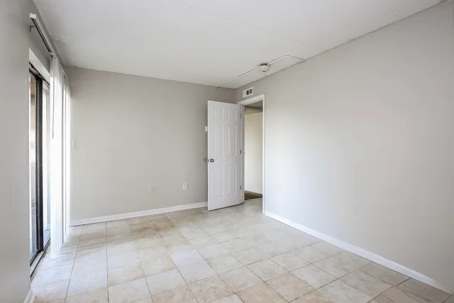 $849 | 915 South Seminole Drive, Unit 13, Chattanooga, TN 37412