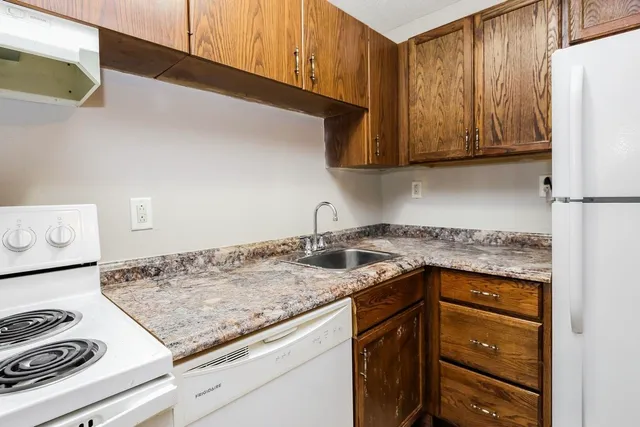 $849 | 915 South Seminole Drive, Unit 13, Chattanooga, TN 37412