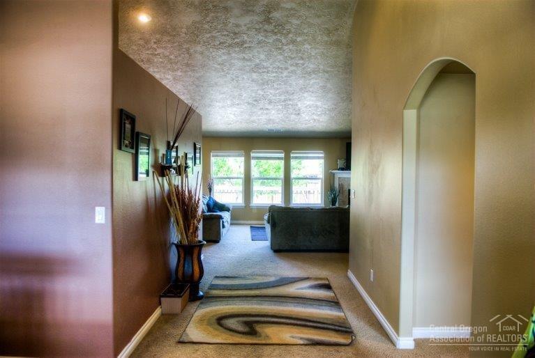 976 Southwest Rimrock Way Redmond, OR 97756 - Photo 2 of 14 Additional Photo