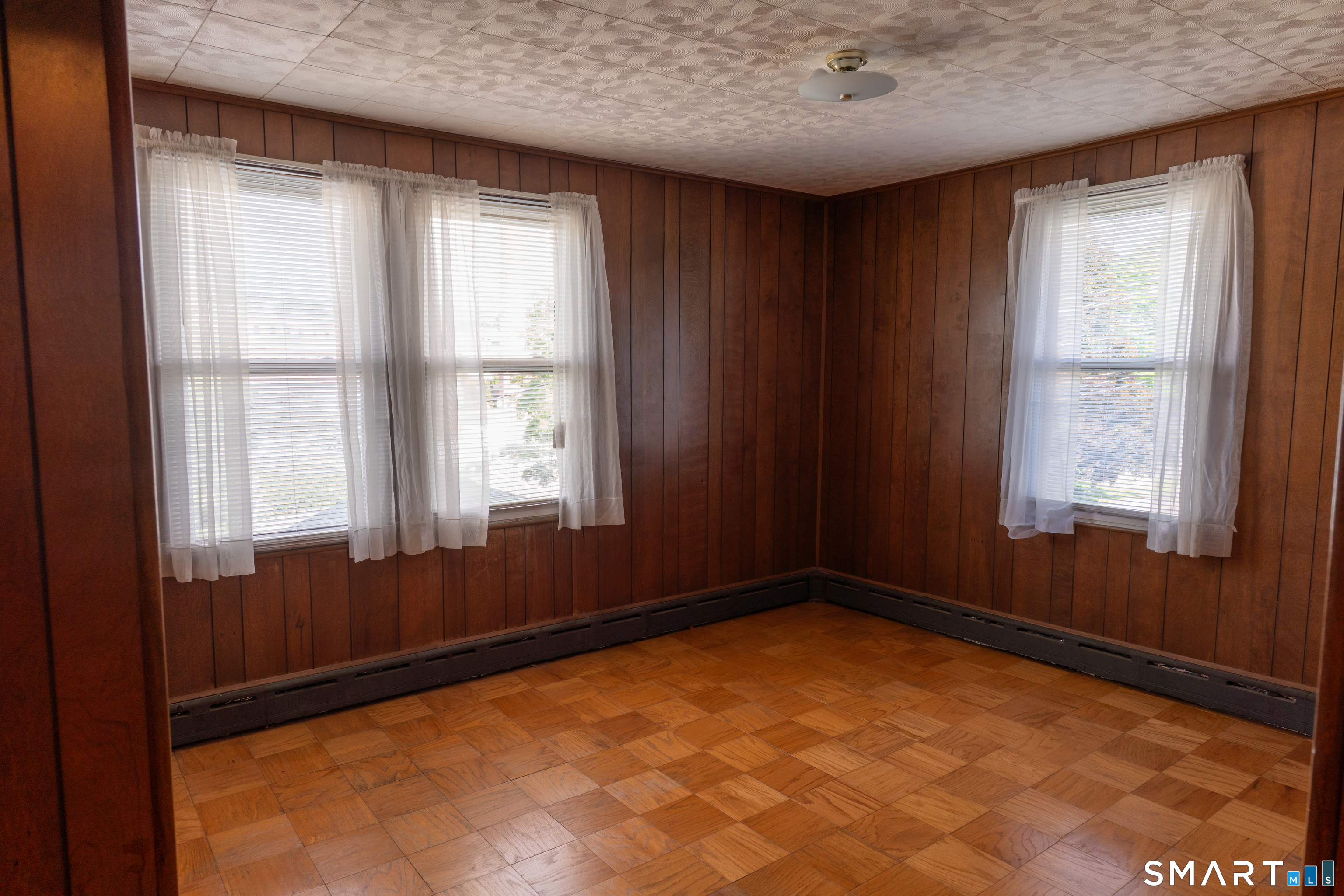 77 Westbury Park Road Watertown, CT 06795 - Photo 17 of 40