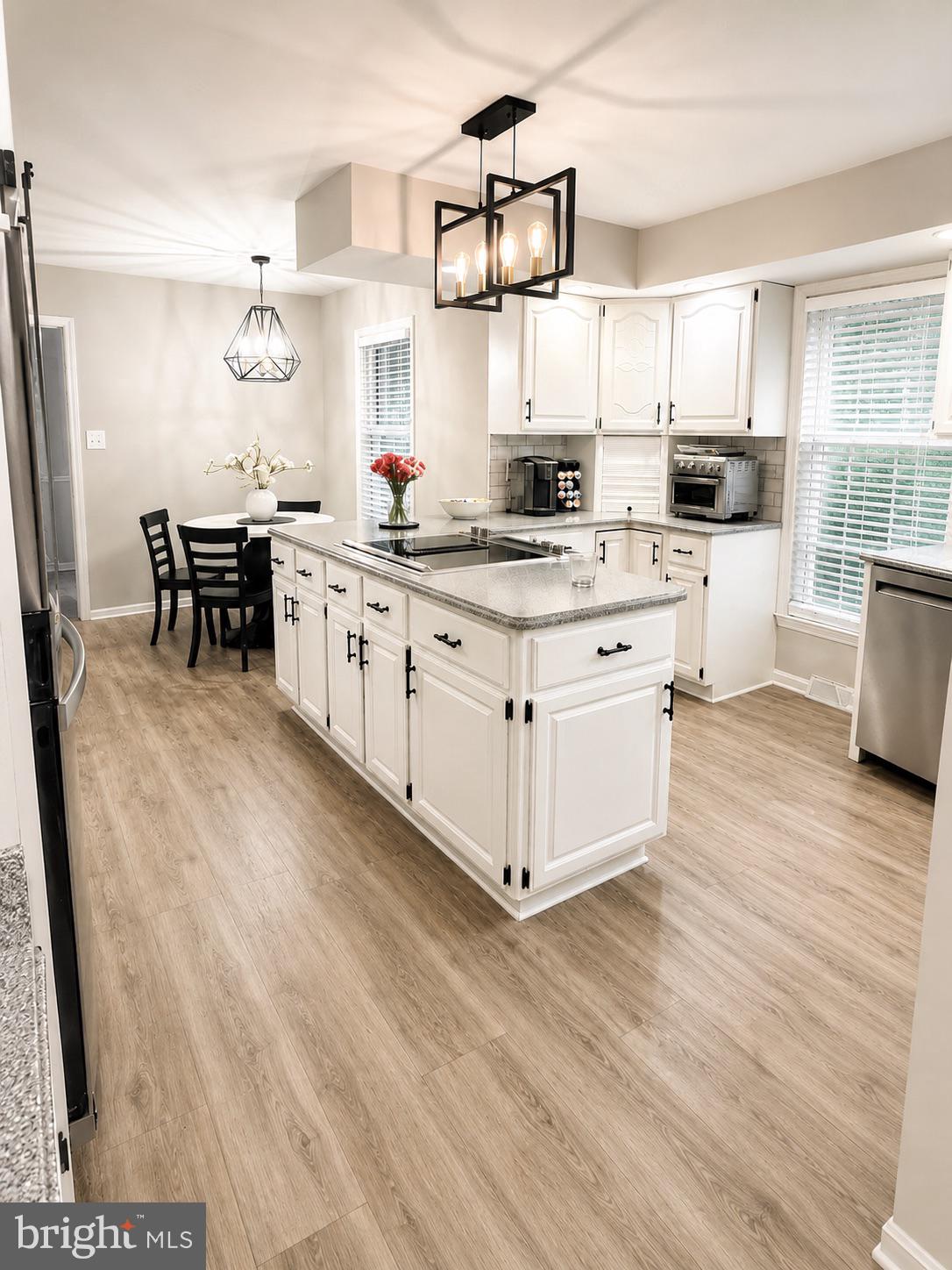 13608 Royal Crest Road Phoenix, MD 21131 - Photo 3 of 8 Bright and airy kitchen