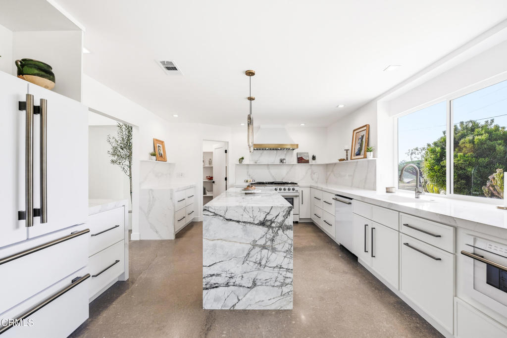 34 Vientos Road Camarillo, CA 93010 - Photo 18 of 73 34 Vientos Rd Camarillo-22