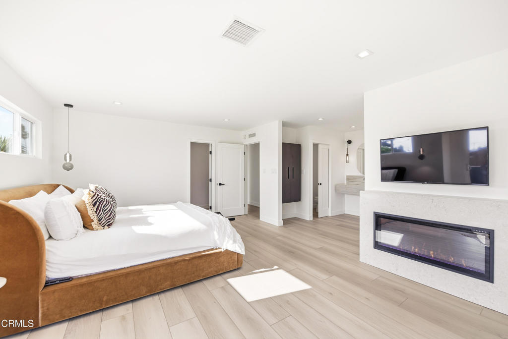 34 Vientos Road Camarillo, CA 93010 - Photo 38 of 73 34 Vientos Rd Camarillo-31