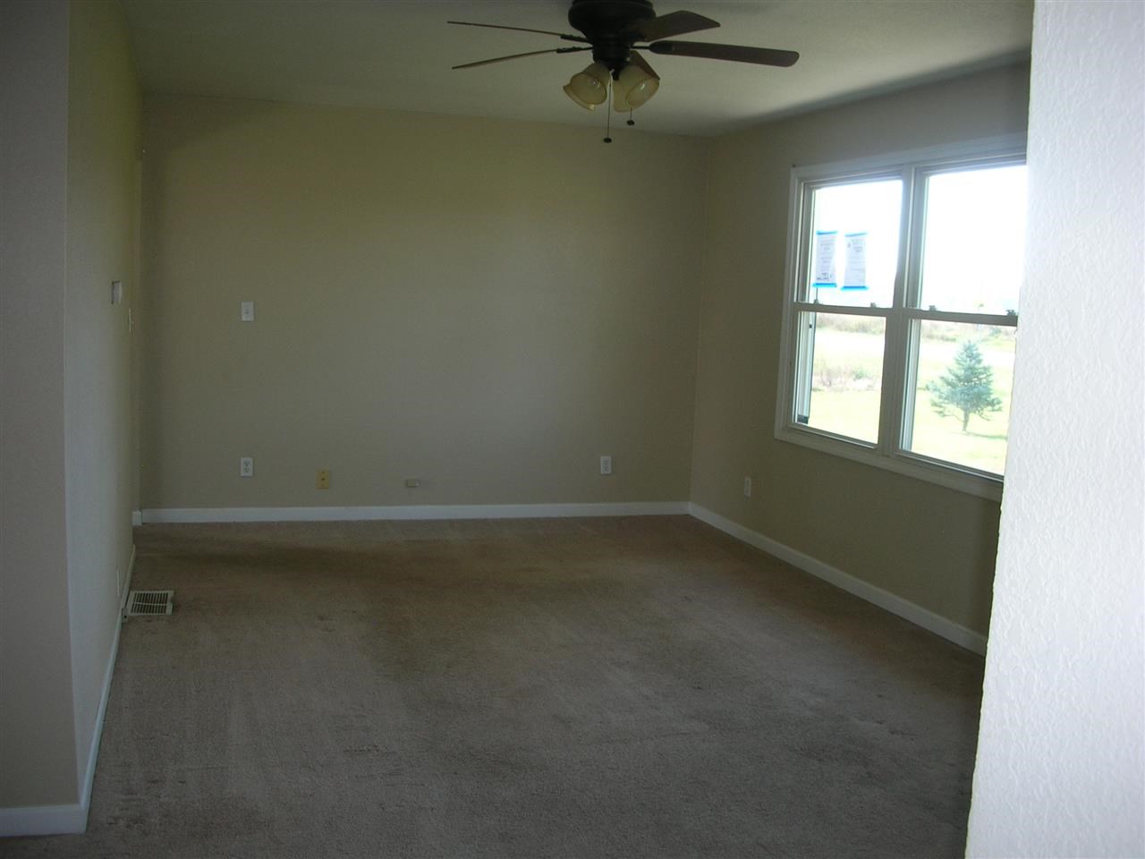 4191 North S R 25 Rochester, IN 46975 - Photo 3 of 11