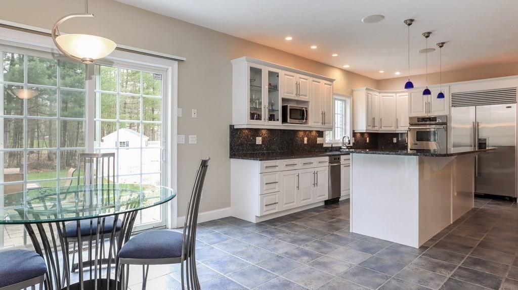 65 Painted Post Road Groton, MA 01450 - Photo 20 of 40