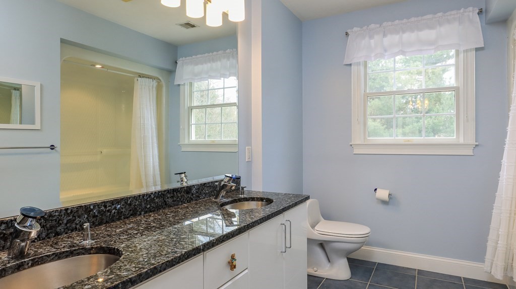 65 Painted Post Road Groton, MA 01450 - Photo 29 of 40