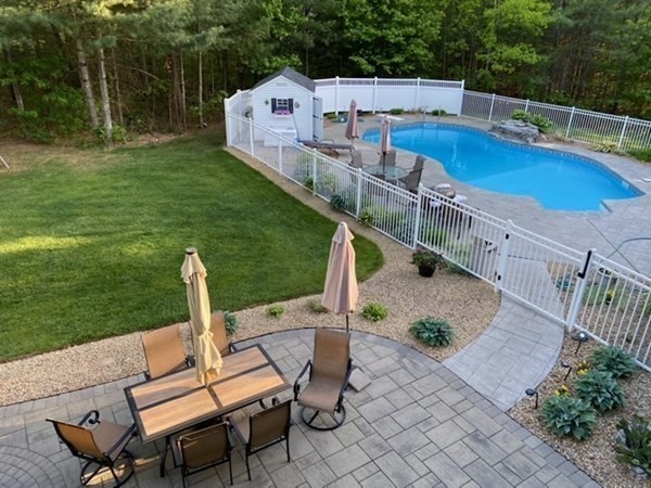 65 Painted Post Road Groton, MA 01450 - Photo 4 of 40