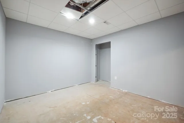 $425,000 | 1592 Farmington Hills Drive, Conover, NC 28613