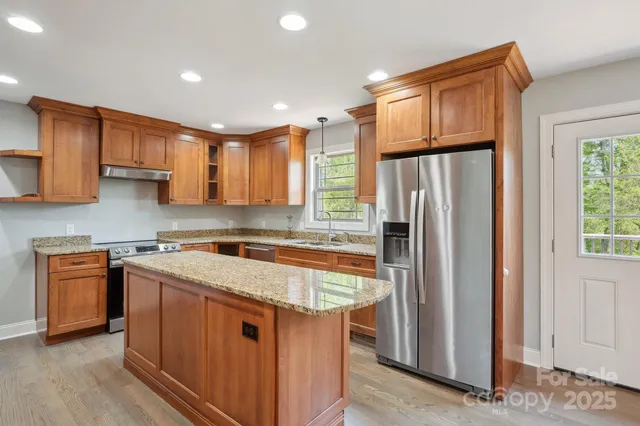 $425,000 | 1592 Farmington Hills Drive, Conover, NC 28613