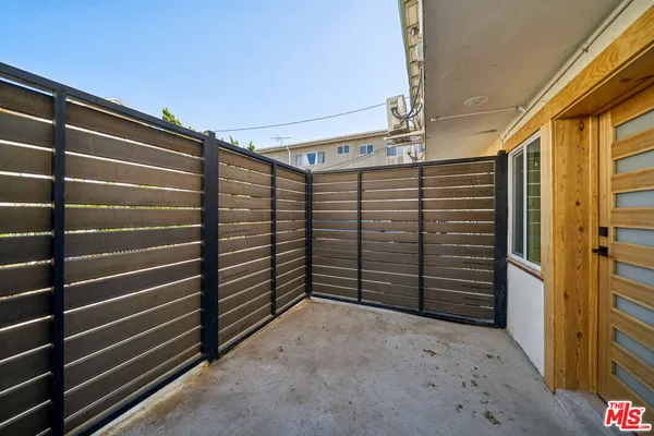$1,995 | 1027 North Gardner Street, Unit 1/2, West Hollywood, CA 90046