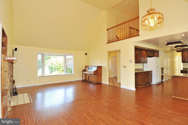 2601 Wynfield Road West Friendship, MD 21794 - Photo 16 of 27 Family Room