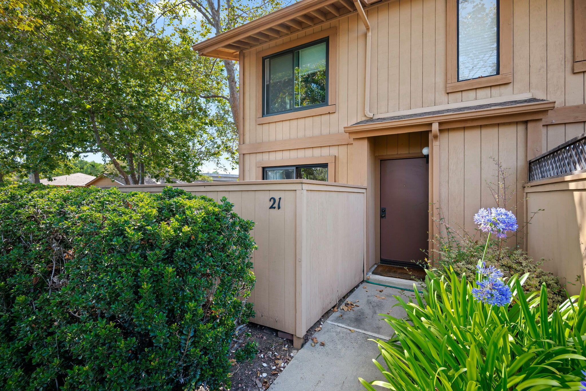 5290 Overpass Road, Unit 21 Santa Barbara, CA 93111 - Photo 2 of 21 02-Entrance